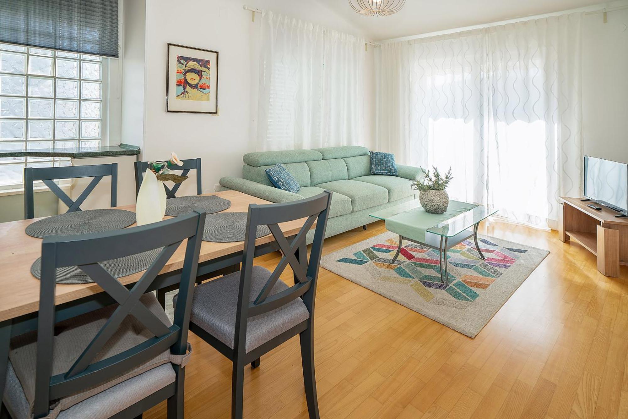 Apartments With Terrace Baška Pokoj fotografie