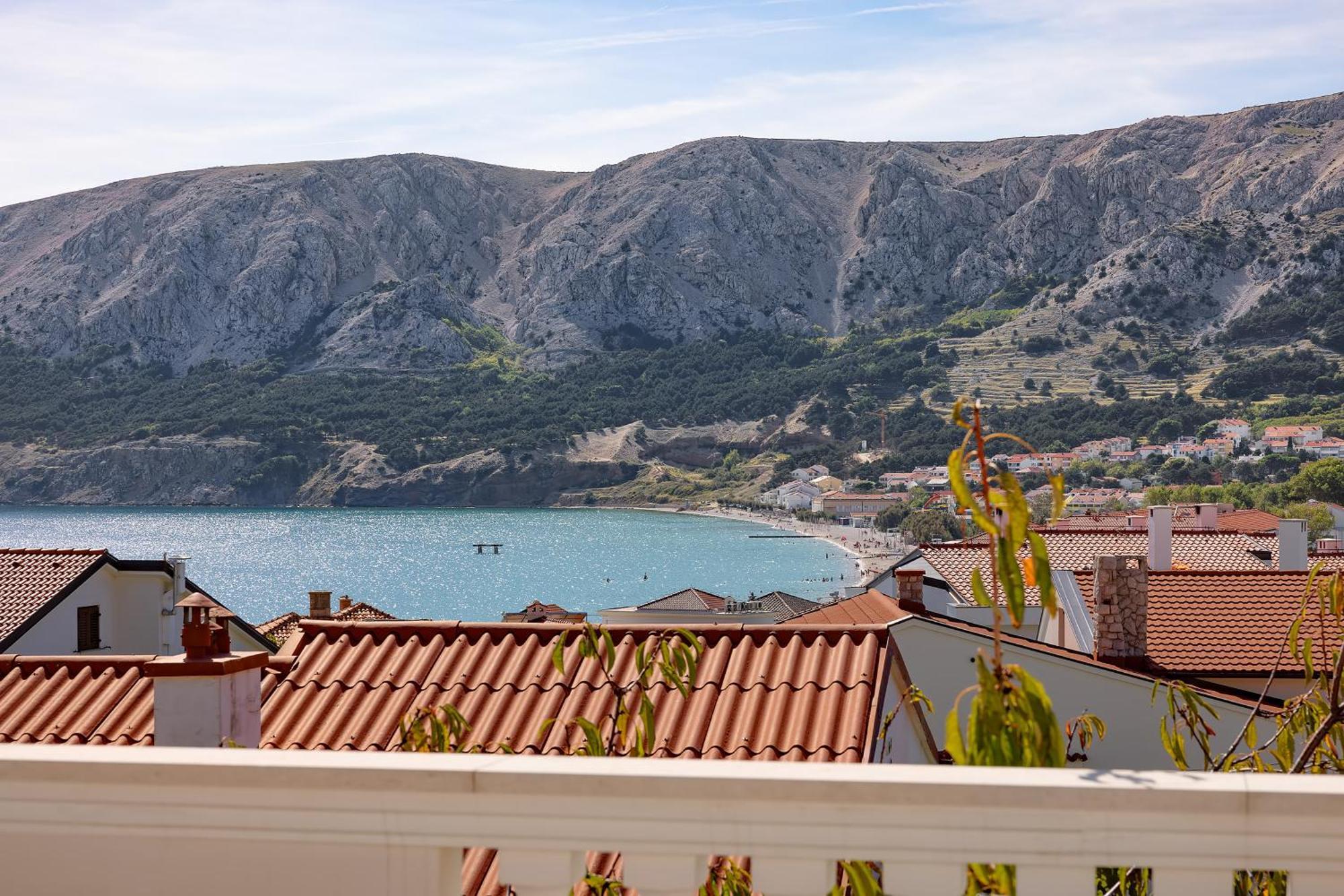 Apartments With Terrace Baška Pokoj fotografie